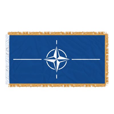 DRAPEAU OTAN 6' X 3' MANCHON & FRANGE